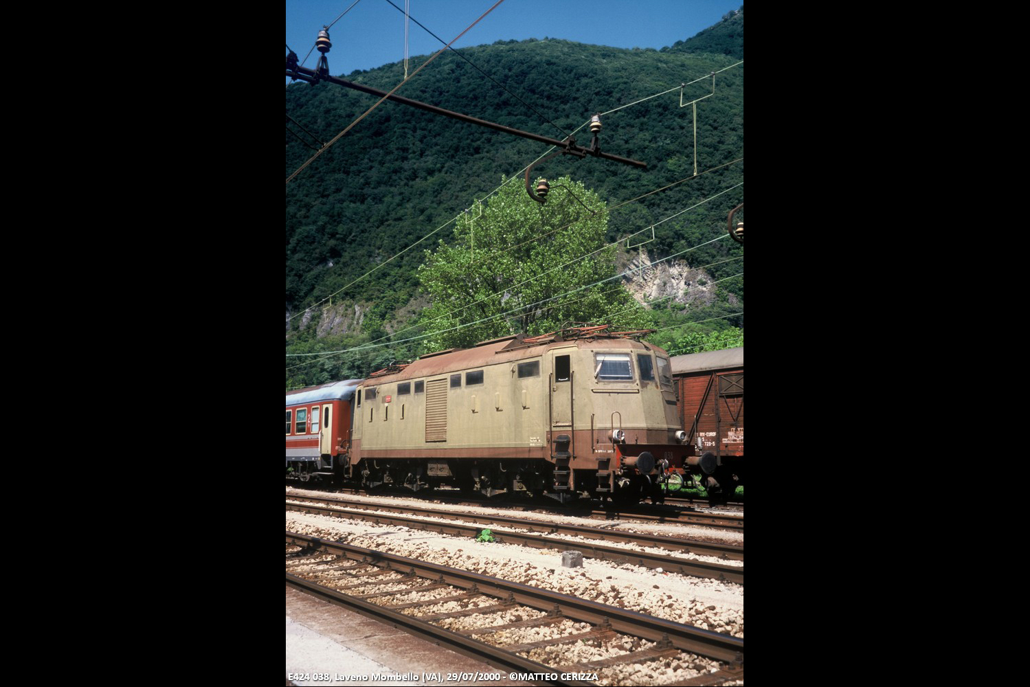 E424 – LIVREA ISABELLA | Passione Trasporti